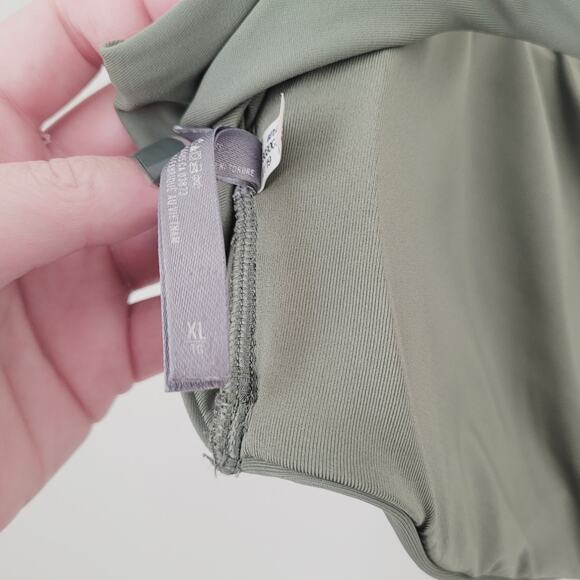Aerie Bandeau Bikini Top in Green Size Extra Large - Picture 7 of 8
